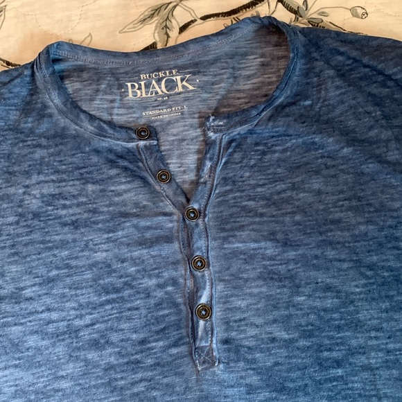 Buckle Black t-shirt. Worn once - Picture 2 of 6